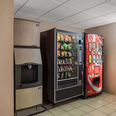 Quality Inn Толедо Екстериор снимка