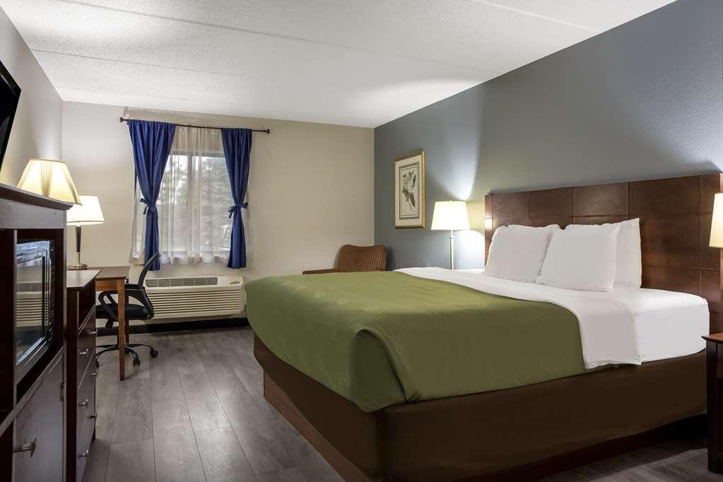 Quality Inn Толедо Стая снимка