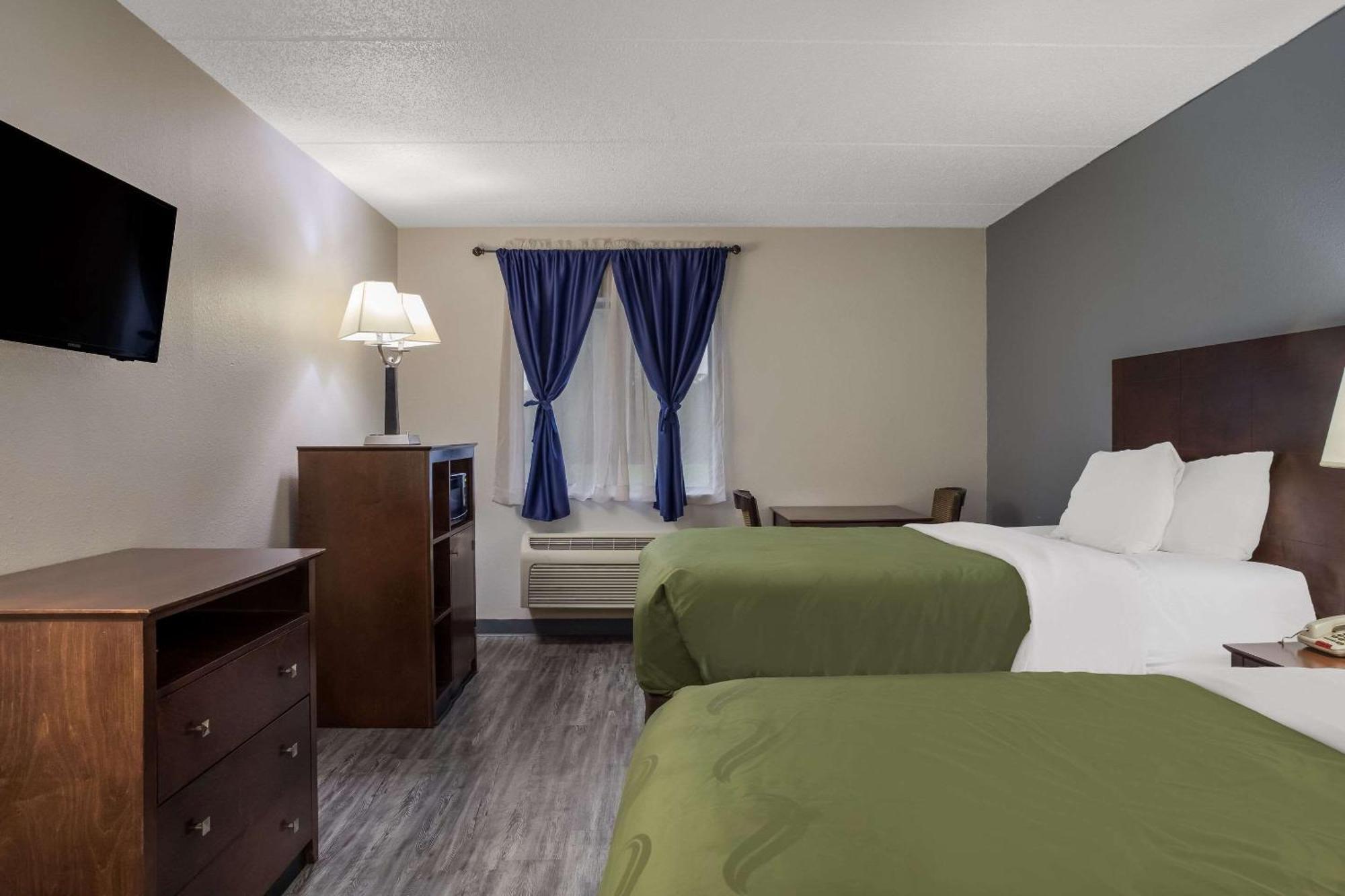 Quality Inn Толедо Екстериор снимка